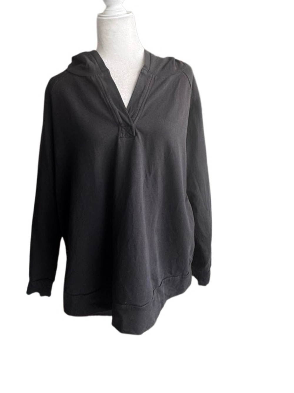 Daily Ritual Black Hooded V-Neck Women's Pullover Sweatshirt SZ 1X